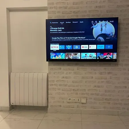 Maison Meublee Avec Parking * Moulins (Allier)