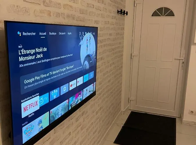 Maison Meublee Avec Parking Moulins (Allier)